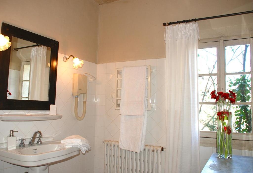 Maison D'Hotes Campagne-Baudeloup Bed & Breakfast L'Isle-sur-la-Sorgue Room photo